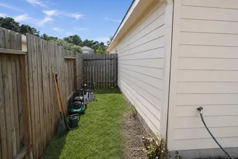 Exterior - 28714 Leon River Ct, Spring, TX 77386 photo 5 of 5