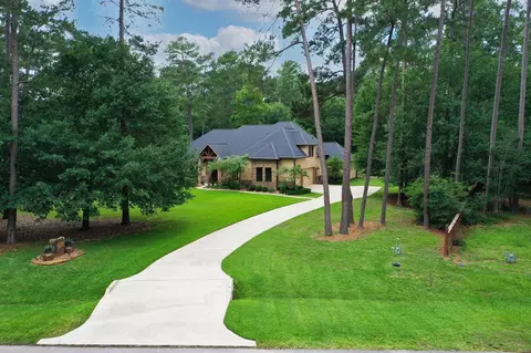15026 Timbershade Xing, Magnolia, TX 77355