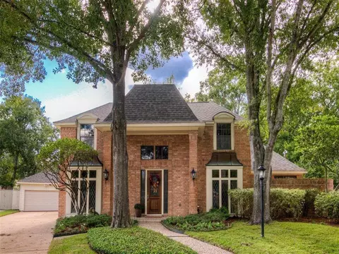 755 Last Arrow Dr, Houston, TX 77079