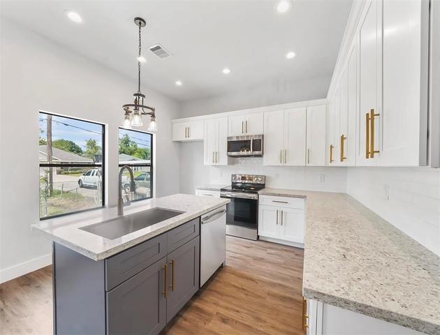 4818 Paula St, Houston, TX 77033
