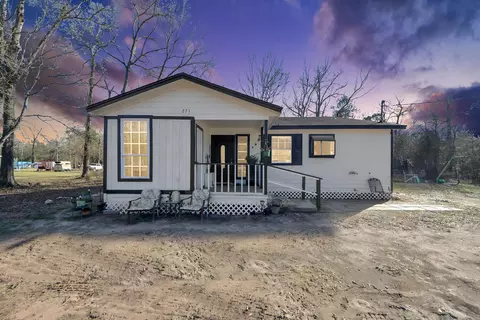 271 Trails End Dr, Cleveland, TX 77328