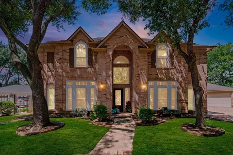 17547 Whispering Star Ct, Houston, TX 77095