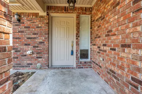 Entry Way - 7 Lazy Spgs, Trinity, TX 75862 photo 1 of 1
