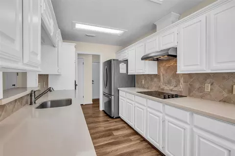 Kitchen - 7 Lazy Spgs, Trinity, TX 75862 photo 3 of 6