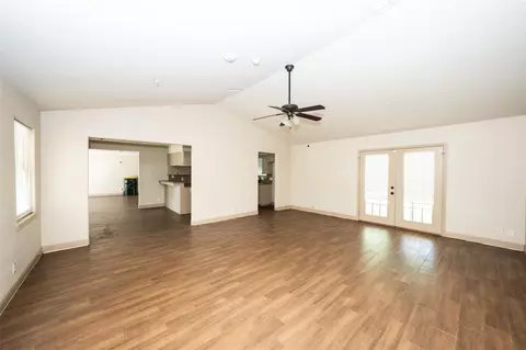 Living - 120 Parkgate St, Conroe, TX 77304 photo 1 of 8
