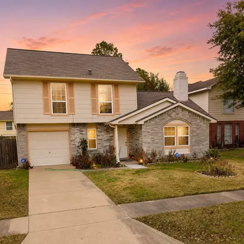 15610 Schumann Ln, Houston, TX 77083