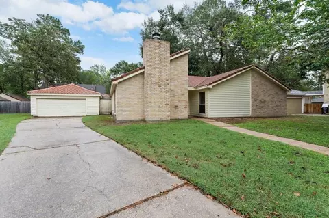 3710 Fern View Dr, Houston, TX 77345