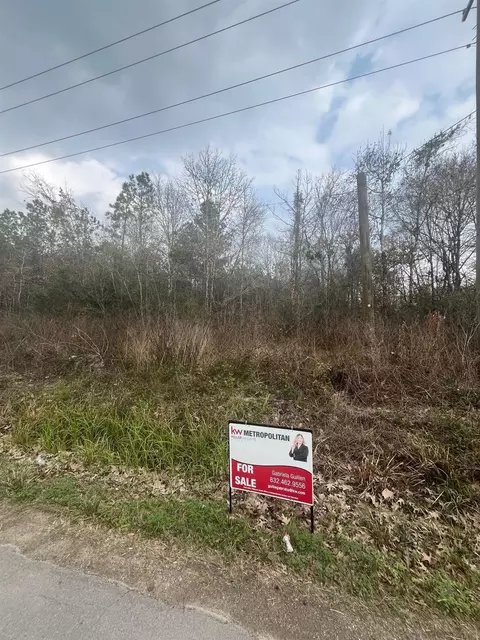 9721 Plum Grove Rd, Cleveland, TX 77327