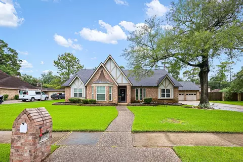 4803 Gulfway Dr, Baytown, TX 77521