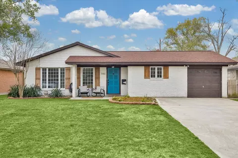 5401 De Milo Dr, Houston, TX 77092