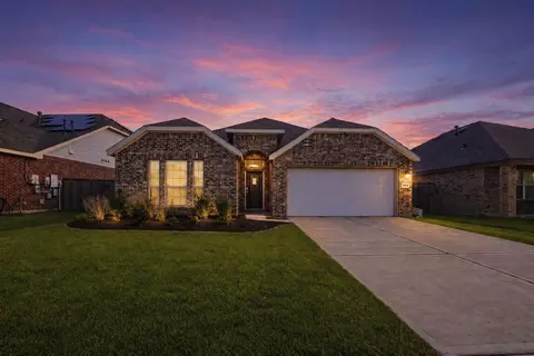9814 Kingston Liberty Ln, Baytown, TX 77521