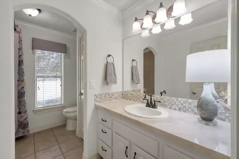 Bath - 25536 Richards Rd, Spring, TX 77386 photo 2 of 2