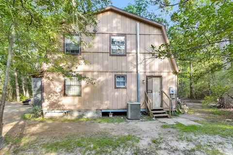 28625 Cedar Ct, Huntsville, TX 77340