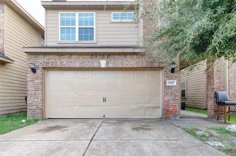 11017 Panther Ct, Houston, TX 77099