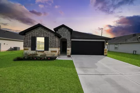 1137 Buffalograss Trl, Sealy, TX 77474