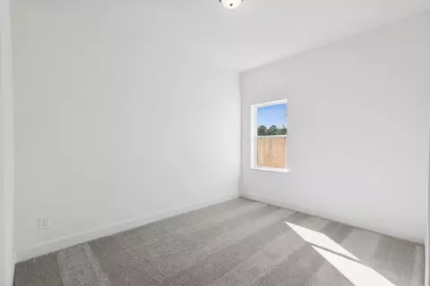 Bedroom - 16138 Rita Rd, Conroe, TX 77302 photo 6 of 8