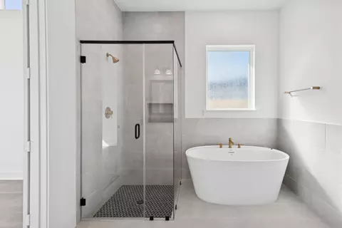Bath - 16138 Rita Rd, Conroe, TX 77302 photo 5 of 5