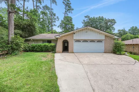 113 Hillendale Dr, Livingston, TX 77351