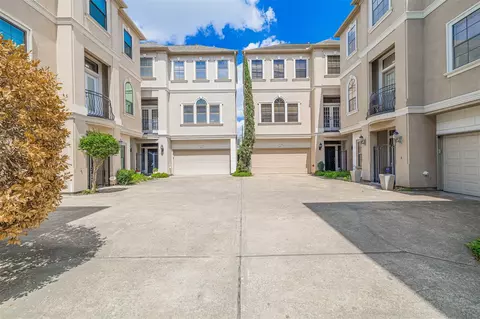 5424 Blossom St #3, Houston, TX 77007