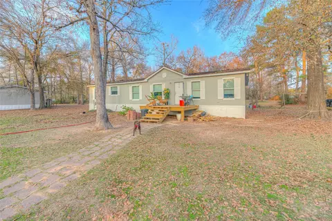 Exterior - 17709 Pine View Dr, Conroe, TX 77302 photo 2 of 6