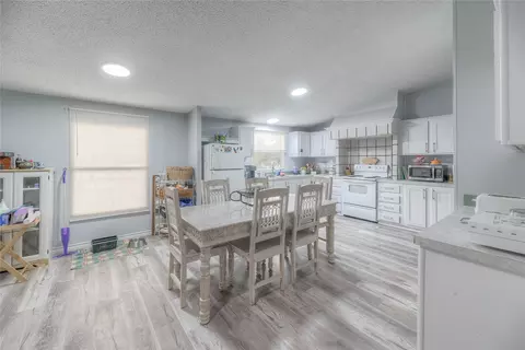 Kitchen - 17709 Pine View Dr, Conroe, TX 77302 photo 1 of 2