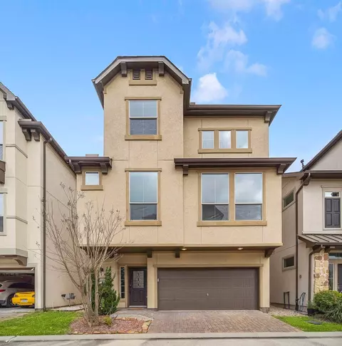 9910 Spring Shadows Park Cir, Houston, TX 77080