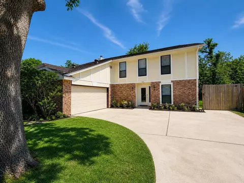 2301 Lees Ct, League City, TX 77573