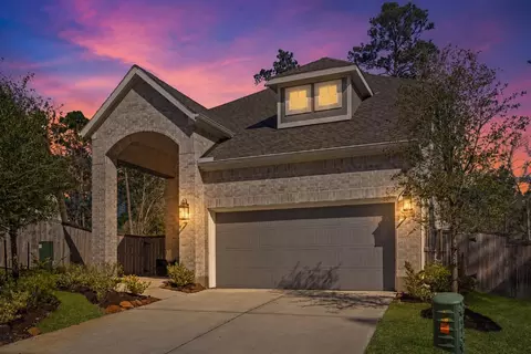 221 Mccrea Ct, Montgomery, TX 77316
