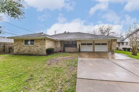 705 Dunwick Ln, Pasadena, TX 77502