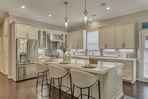 Kitchen - 7 Gentry Oak Ct, Spring, TX 77381 photo 1 of 4