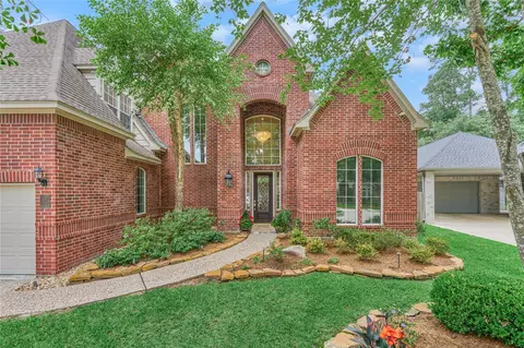 Exterior - 7 Gentry Oak Ct, Spring, TX 77381 photo 3 of 6