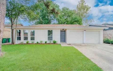 4514 Burkegate Dr, Spring, TX 77373 photo 1