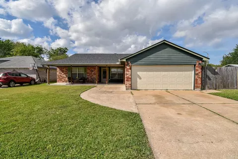 10139 Rustic Rock Rd, La Porte, TX 77571