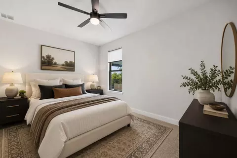 Bedroom - 10102 S Goshawk Trl, Conroe, TX 77385 photo 3 of 3