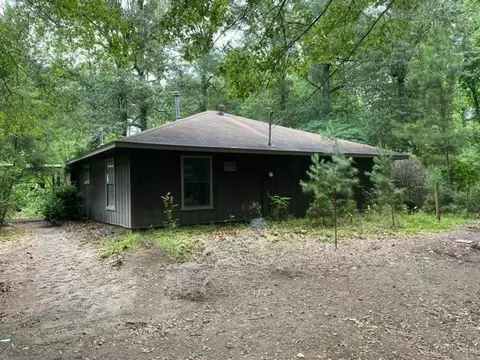 360 L R Outlaw Ln, Cleveland, TX 77328
