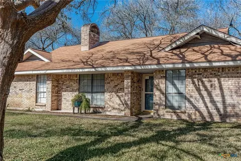 540 Royal Rd, Port Lavaca, TX 77979