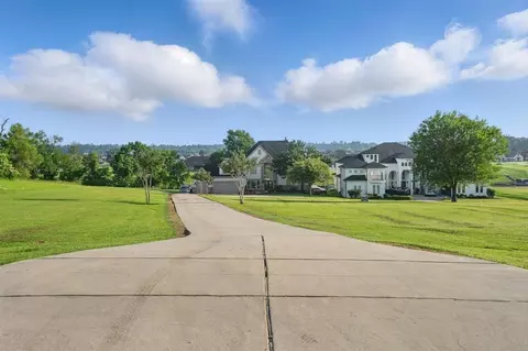 18984 Harbor Side Blvd, Montgomery, TX 77356