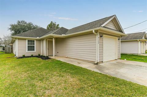 4126 Sevan St, Bacliff, TX 77518 photo 1