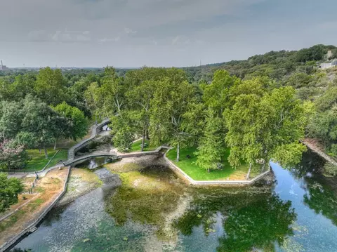 337 Dallas St, New Braunfels, TX 78130