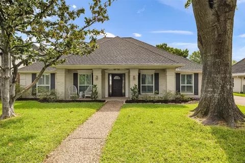 3030 Manila Ln, Houston, TX 77043