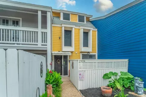 2304 Keel Ct, Willis, TX 77318