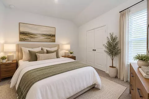 Bedroom - 665 Royal Arch Dr, Conroe, TX 77304 photo 8 of 9