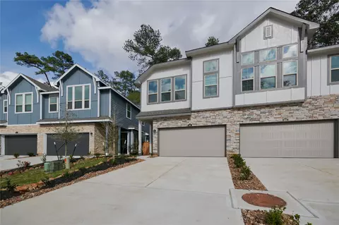Exterior - 665 Royal Arch Dr, Conroe, TX 77304 photo 2 of 9
