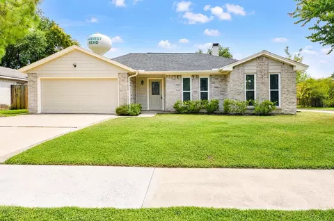 9811 Golden Sunshine Dr, Houston, TX 77064