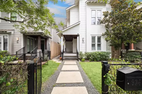 934 Nicholson St, Houston, TX 77008