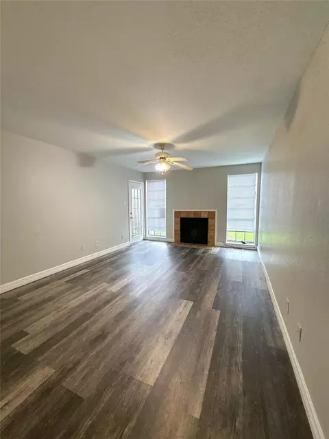 12500 Sandpiper Dr #193, Houston, TX 77035