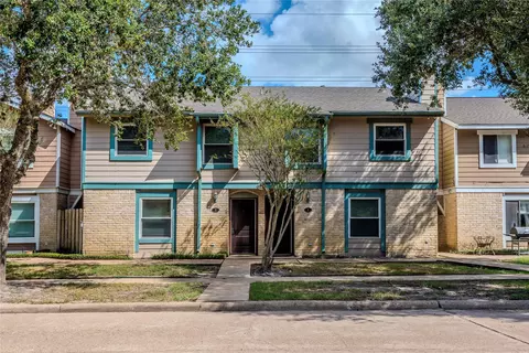 720 Memorial Mews St, Houston, TX 77079