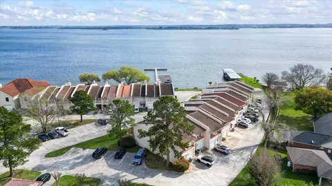 41 Regency Pt, Montgomery, TX 77356