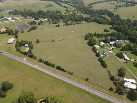 1496 Fm 149 Rd W, Anderson, TX 77830