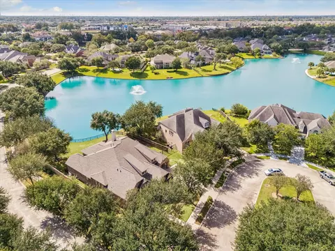 4703 Stonepass Ct, Sugar Land, TX 77479